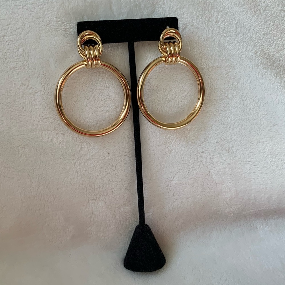 Express Interlocking Circle Hoop Earrings - image 4